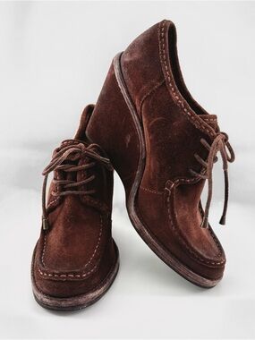 Frye Women’s Dark Brown Suede Chukka Boots